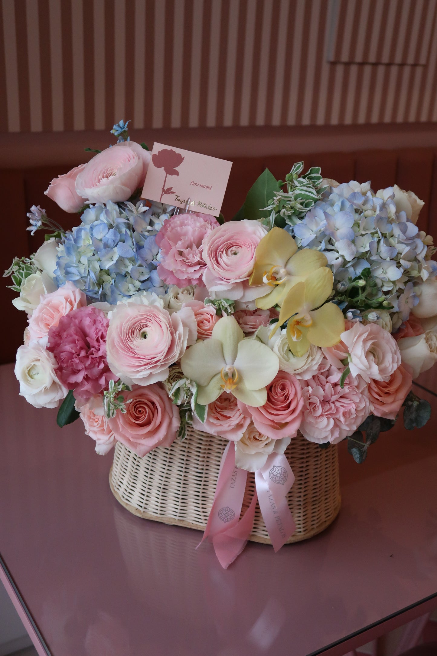 FLOWERBASKET